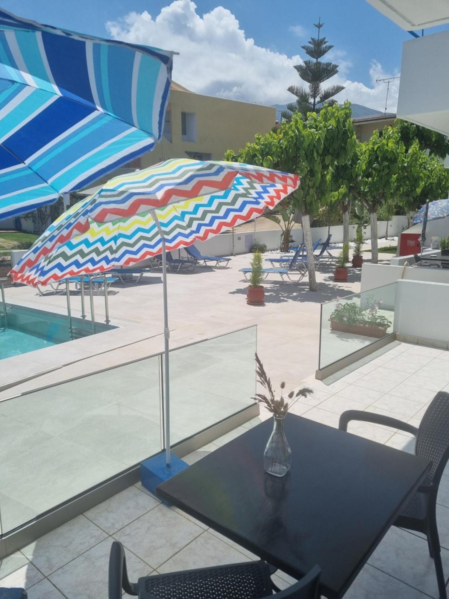 גאורגיופוליס Leonidas Studios & Apartments מראה חיצוני תמונה
