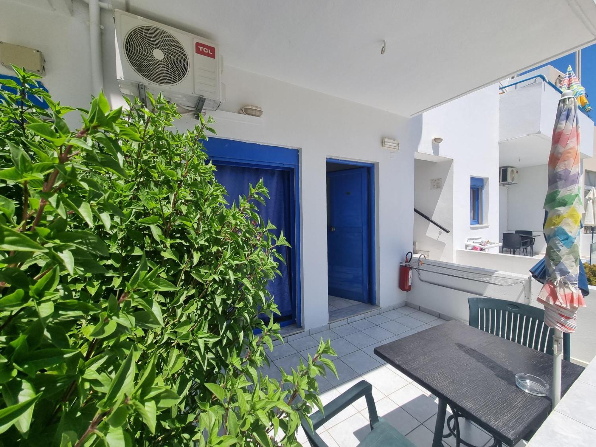 גאורגיופוליס Leonidas Studios & Apartments מראה חיצוני תמונה